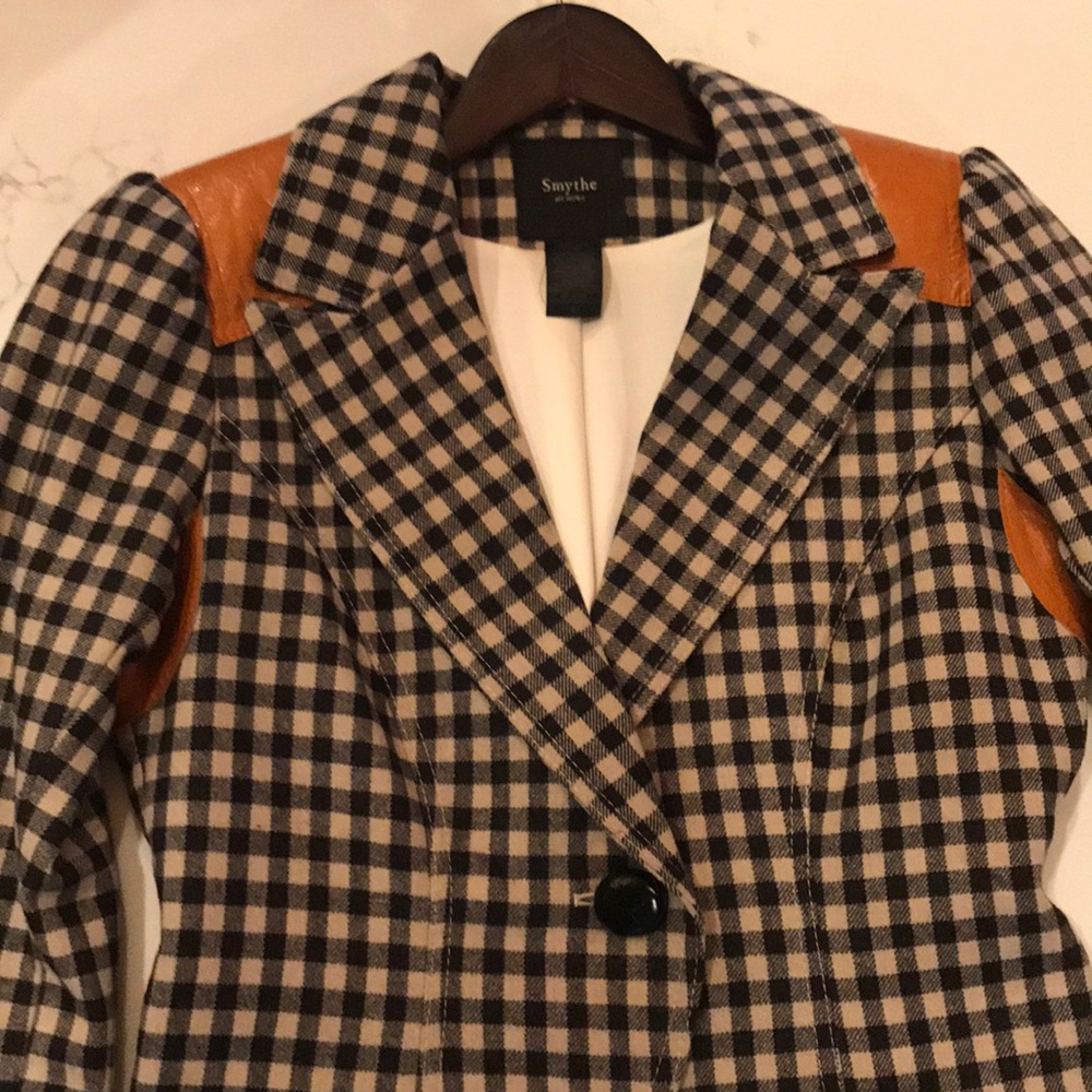 Smythe blazer size 6